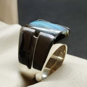 16 Carat Blue Labradorite Men’s Ring