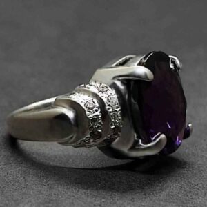 Round Cut 10 Carat Amethyst Women’s Ring