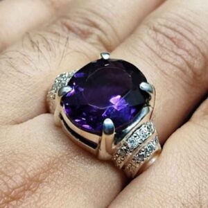 Round Cut 10 Carat Amethyst Women’s Ring