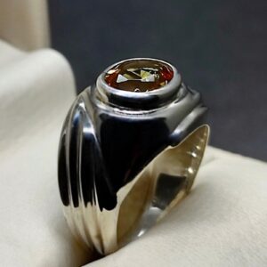 Handmade 3 carat oval cut Alexandrite men’s ring in Sterling Silver 925 with 14k and 18k gold options, featuring a lab-created color-changing gemstone