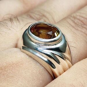 Handmade 3 carat oval cut Alexandrite men’s ring in Sterling Silver 925 with 14k and 18k gold options, featuring a lab-created color-changing gemstone