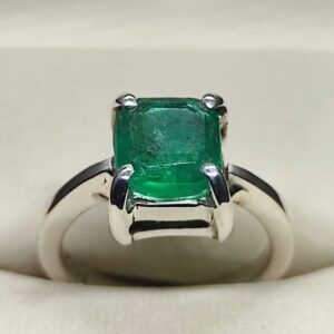 2 Carat Zambian Emerald Women’s Engagement Ring