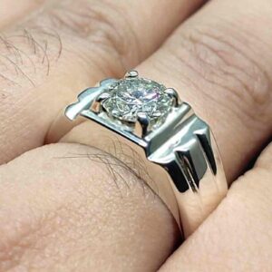 2 Carat Moissanite Men’s Elegant Ring
