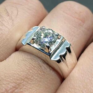 2 Carat Moissanite Men’s Elegant Ring