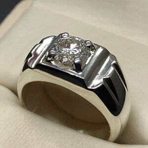 1 Carat Moissanite Men’s Elegant Ring