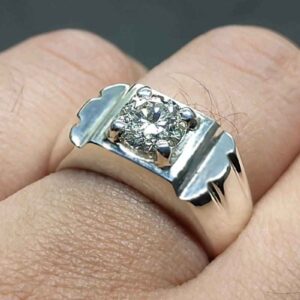 1 Carat Moissanite Men’s Elegant Ring