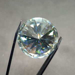 50 Carat Moissanite Diamond Cut Gemstone