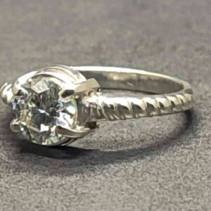 1 Carat Moissanite Women’s Solitaire Ring