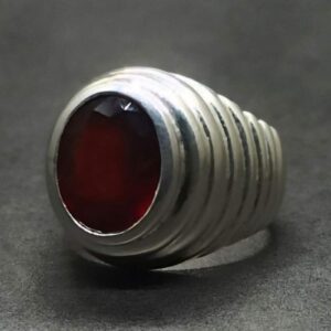 9 Carat Oval Cut Garnet Men’s Ring