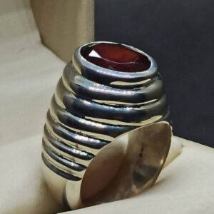 9 Carat Oval Cut Garnet Men’s Ring