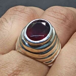 9 Carat Oval Cut Garnet Men’s Ring