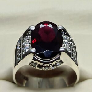 6 Carat Oval Cut Garnet Women’s Channel Set Ring