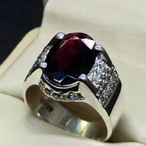 6 Carat Oval Cut Garnet Women’s Channel Set Ring