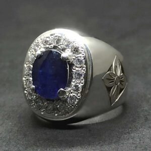 Blue Sapphire Floral Engraved Ring