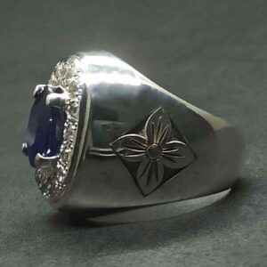 Blue Sapphire Floral Engraved Ring