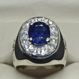 Blue Sapphire Floral Engraved Ring
