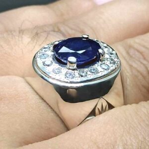 Blue Sapphire Floral Engraved Ring