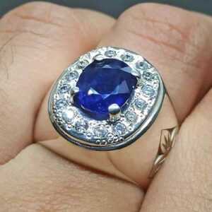 Blue Sapphire Floral Engraved Ring