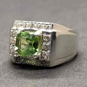 3 Carat Egyptian Peridot Women Ring