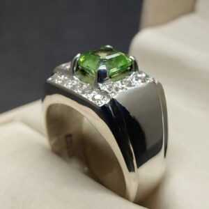3 Carat Egyptian Peridot Women Ring