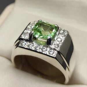3 Carat Egyptian Peridot Women Ring
