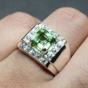 3 Carat Egyptian Peridot Women Ring