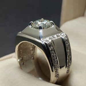 2 Carat Moissanite Men’s Engagement Ring
