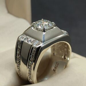 2 Carat Moissanite Men’s Engagement Ring