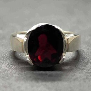 7 Carat Oval Cut Garnet Women’s Solitaire Ring