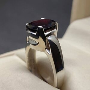 7 Carat Oval Cut Garnet Women’s Solitaire Ring