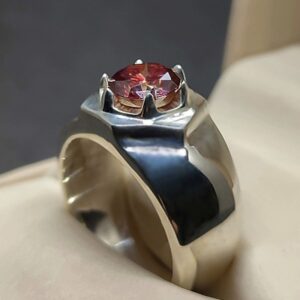 2 Carat Red Moissanite Men’s Star Shape Ring