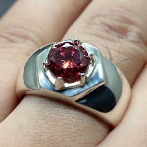 2 Carat Red Moissanite Men’s Star Shape Ring