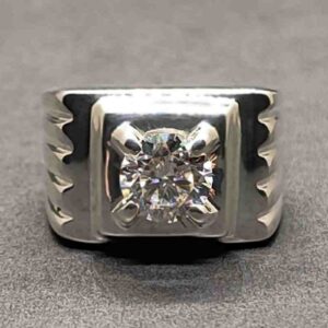 2 Carat Fire Moissanite Men’s Plain Ring