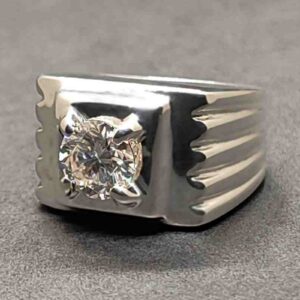 2 Carat Fire Moissanite Men’s Plain Ring