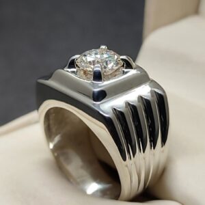 2 Carat Fire Moissanite Men’s Plain Ring