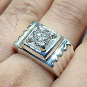 2 Carat Fire Moissanite Men’s Plain Ring