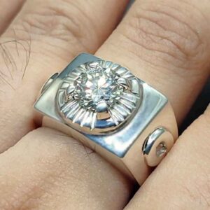 2 Carat Fire Moissanite Men’s Digit Ring