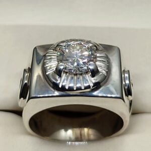 2 Carat Fire Moissanite Men’s Digit Ring