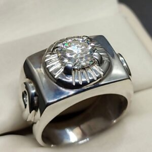 2 Carat Fire Moissanite Men’s Digit Ring