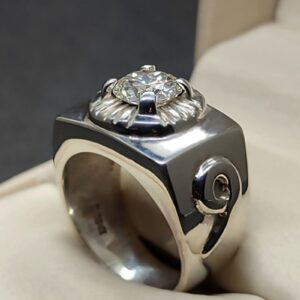 2 Carat Fire Moissanite Men’s Digit Ring