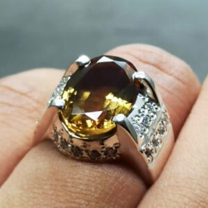 Oval Cut Color Changing Created Alexandrite Sterling Silver 925 Handmade Women Ring