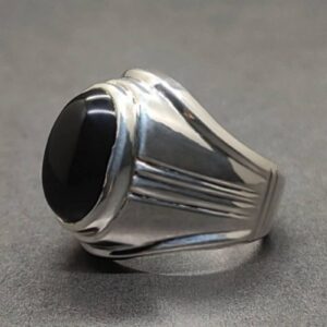 Natural Yemeni Blood Red Aqeeq Ring