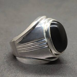 Natural Yemeni Blood Red Aqeeq Ring
